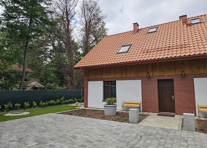 Wczasowa 26 招待所 3*